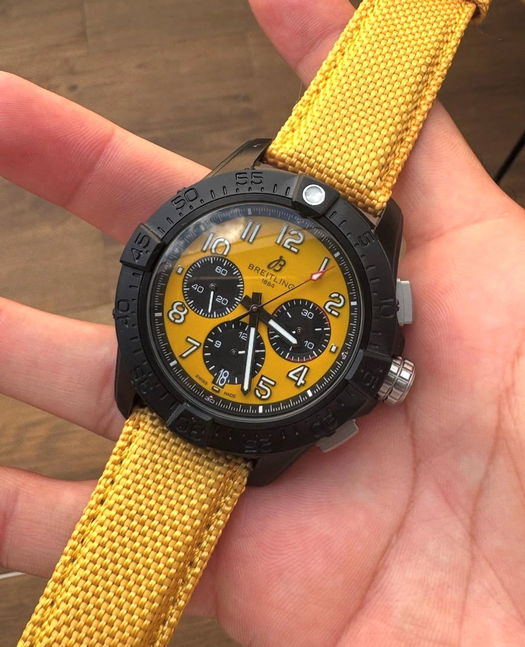 Breitling Avenger Chronograph 43